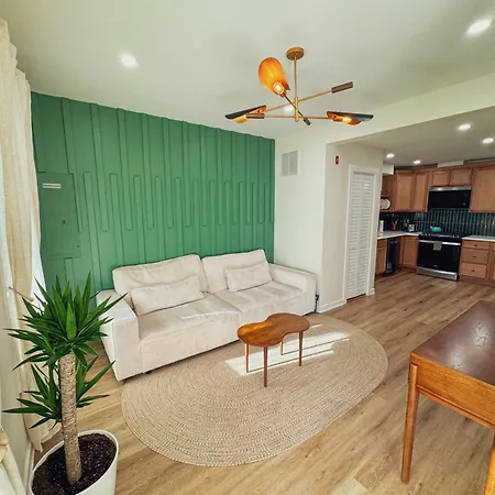 Elegant 3Br 2Ba Entire Apartment Short Walk To The Beach Heart Of Wildwood Exterior photo