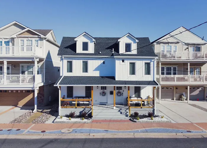 Elegant 3Br 2Ba Entire Apartment Short Walk To The Beach Heart Of Wildwood