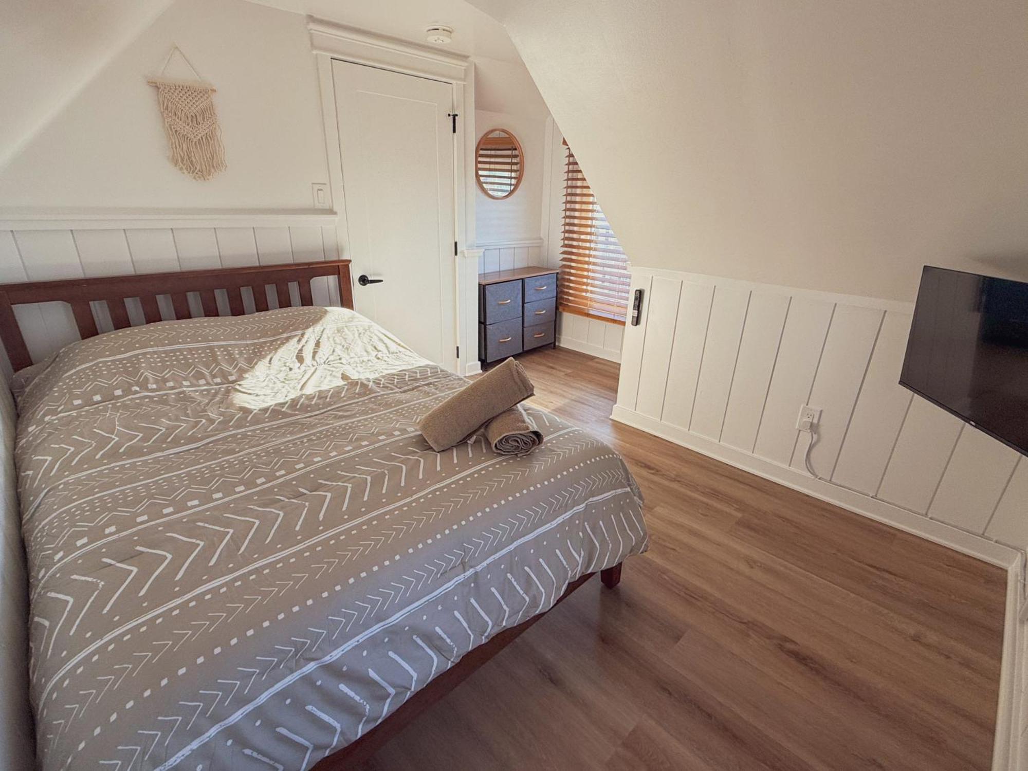 Elegant 3br 2ba Entire Short Walk To The Heart Of Appartement