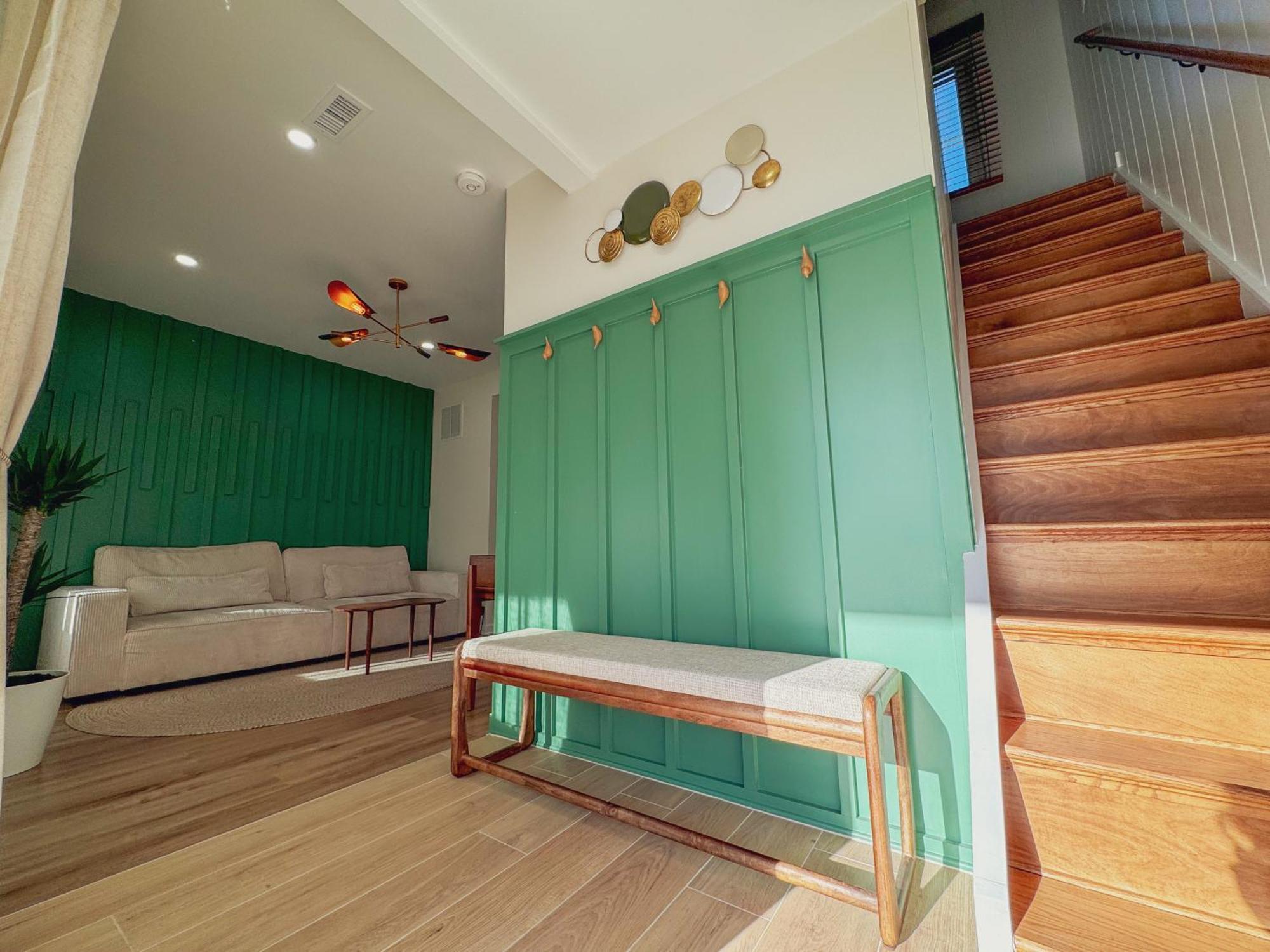 Elegant 3br 2ba Entire Short Walk To The Heart Of Appartement